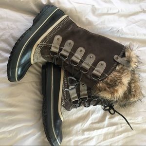 Sorel Joan of Arctic Winter Boots Size 8 women’s